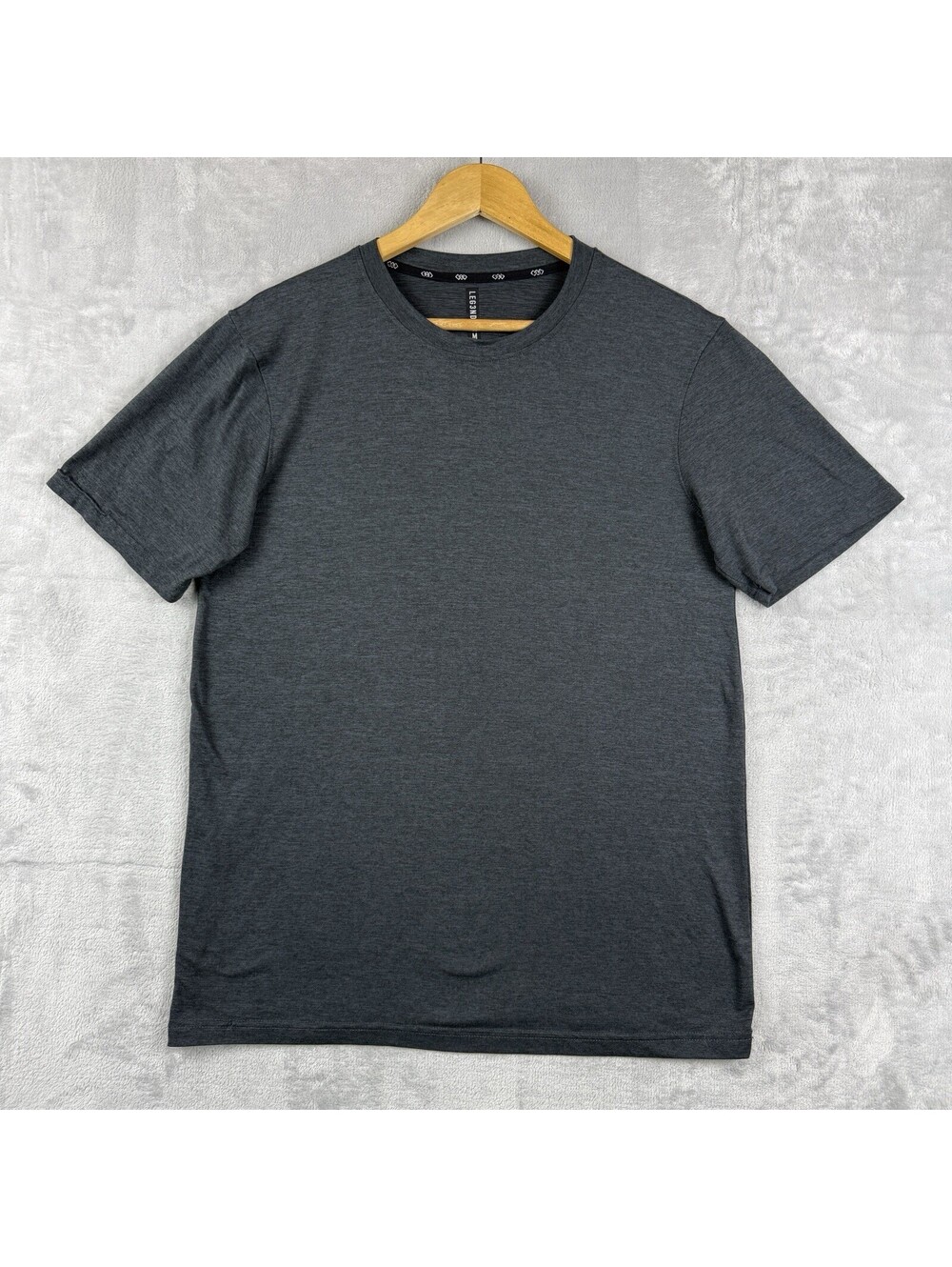 LEG3ND Inspire Gray Short Sleeve Tee Athletic Training Performance Running SizeM